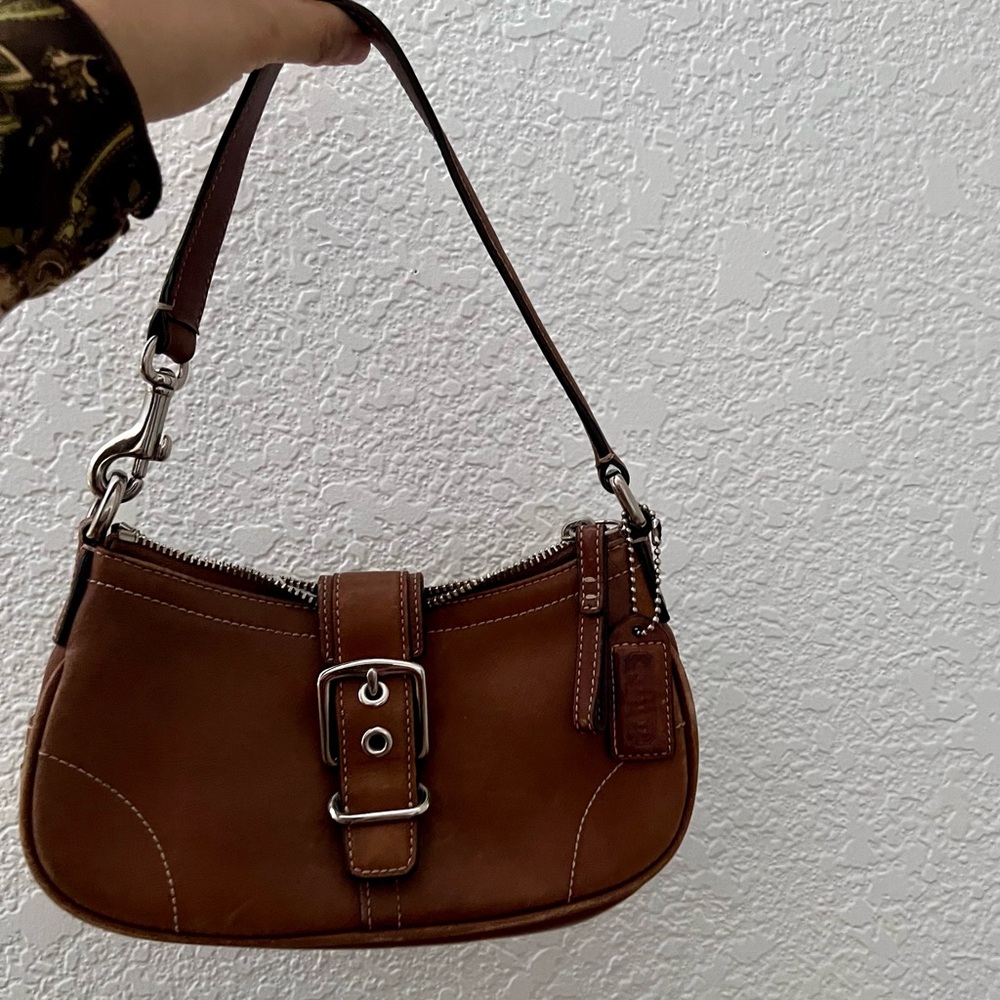 Vintage brown coach shoulder bag